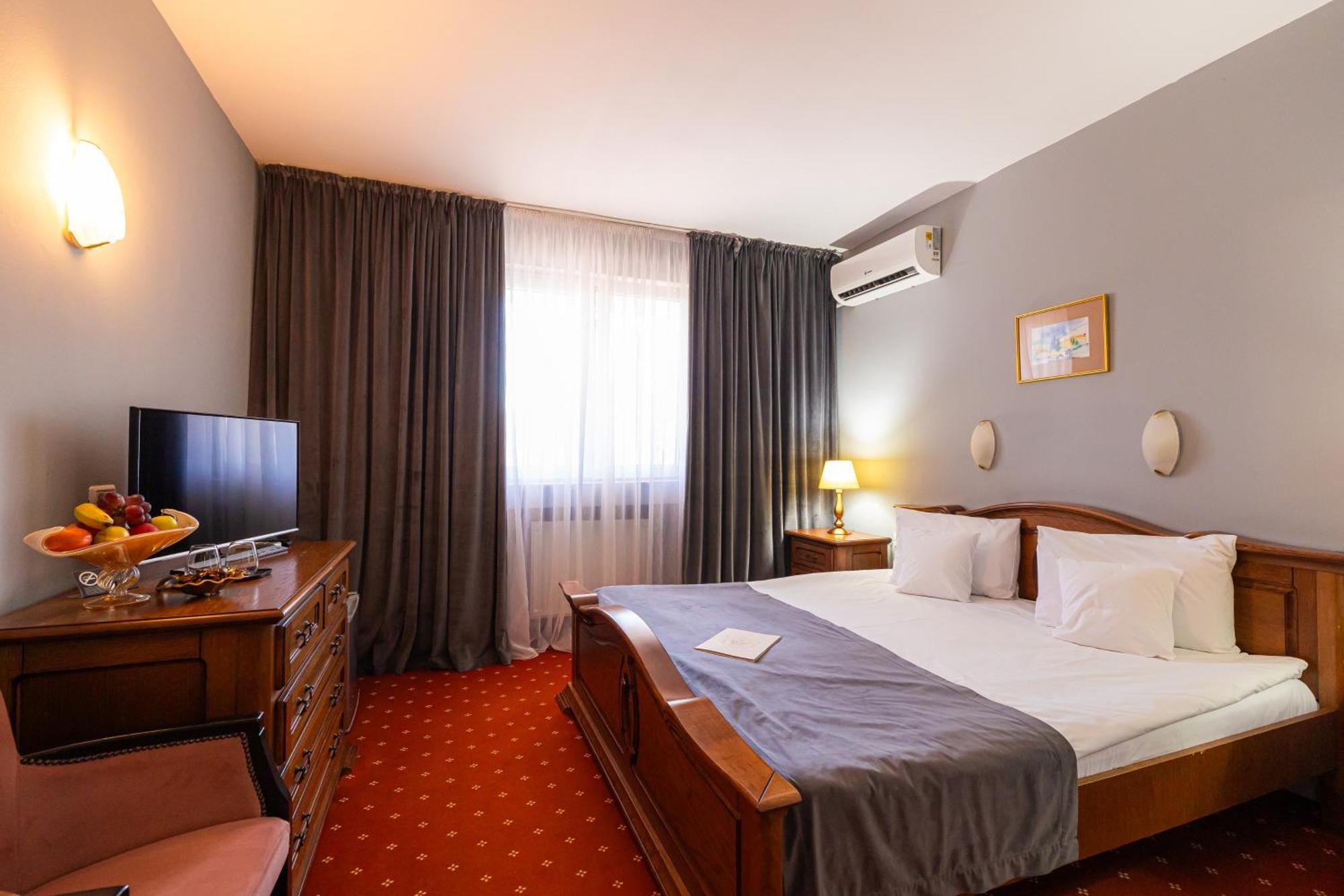 Hotel Brilliant Meses Zalău Exteriér fotografie