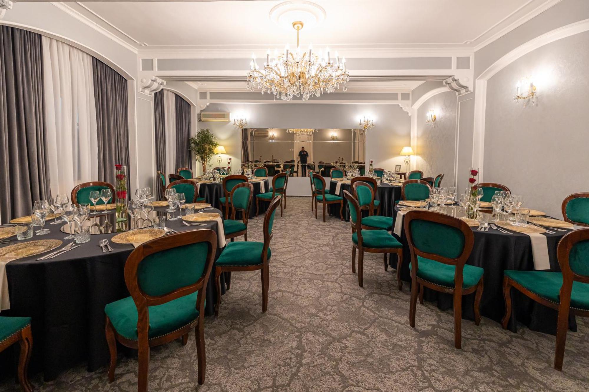Hotel Brilliant Meses Zalău Exteriér fotografie