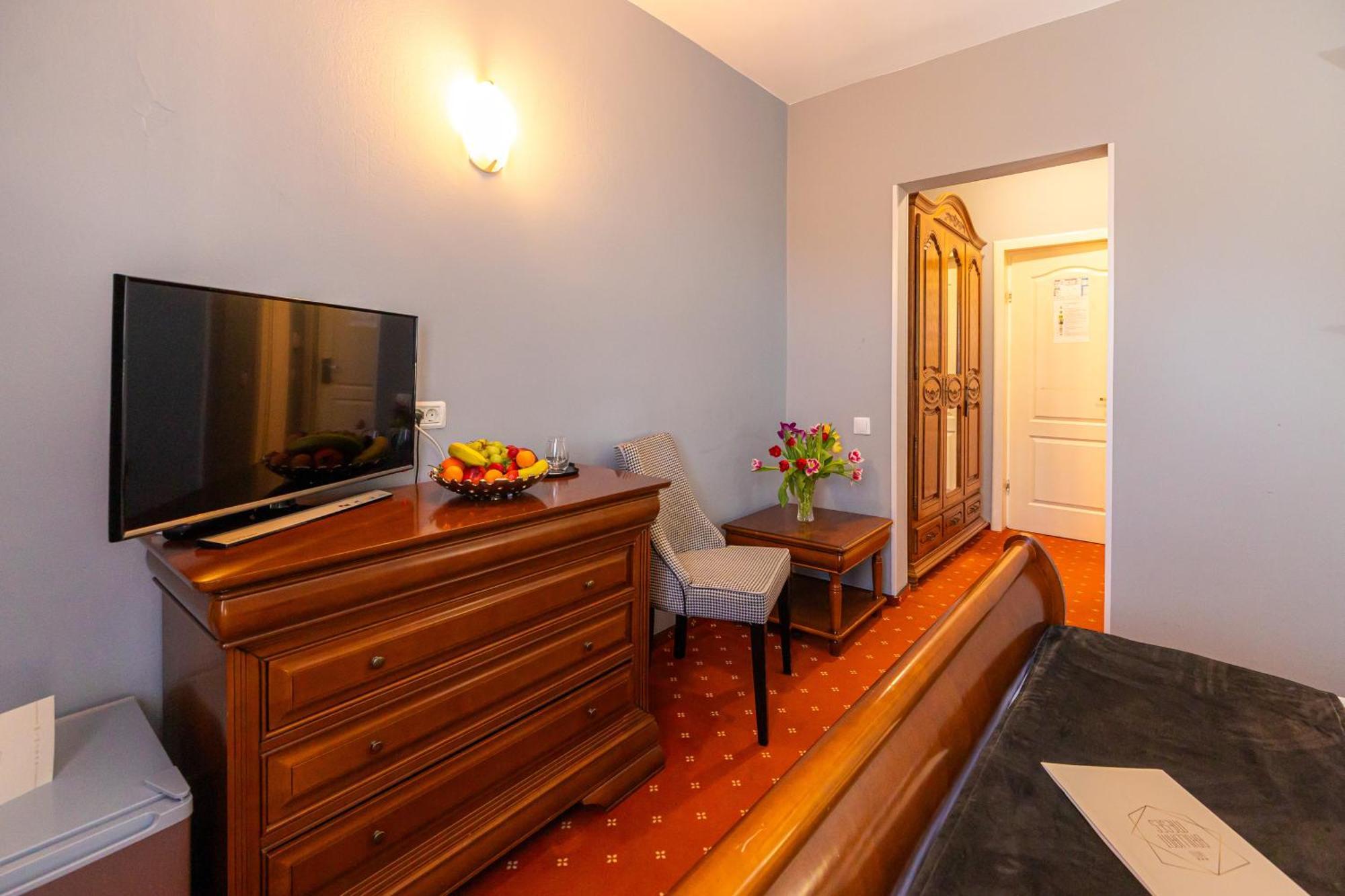 Hotel Brilliant Meses Zalău Exteriér fotografie
