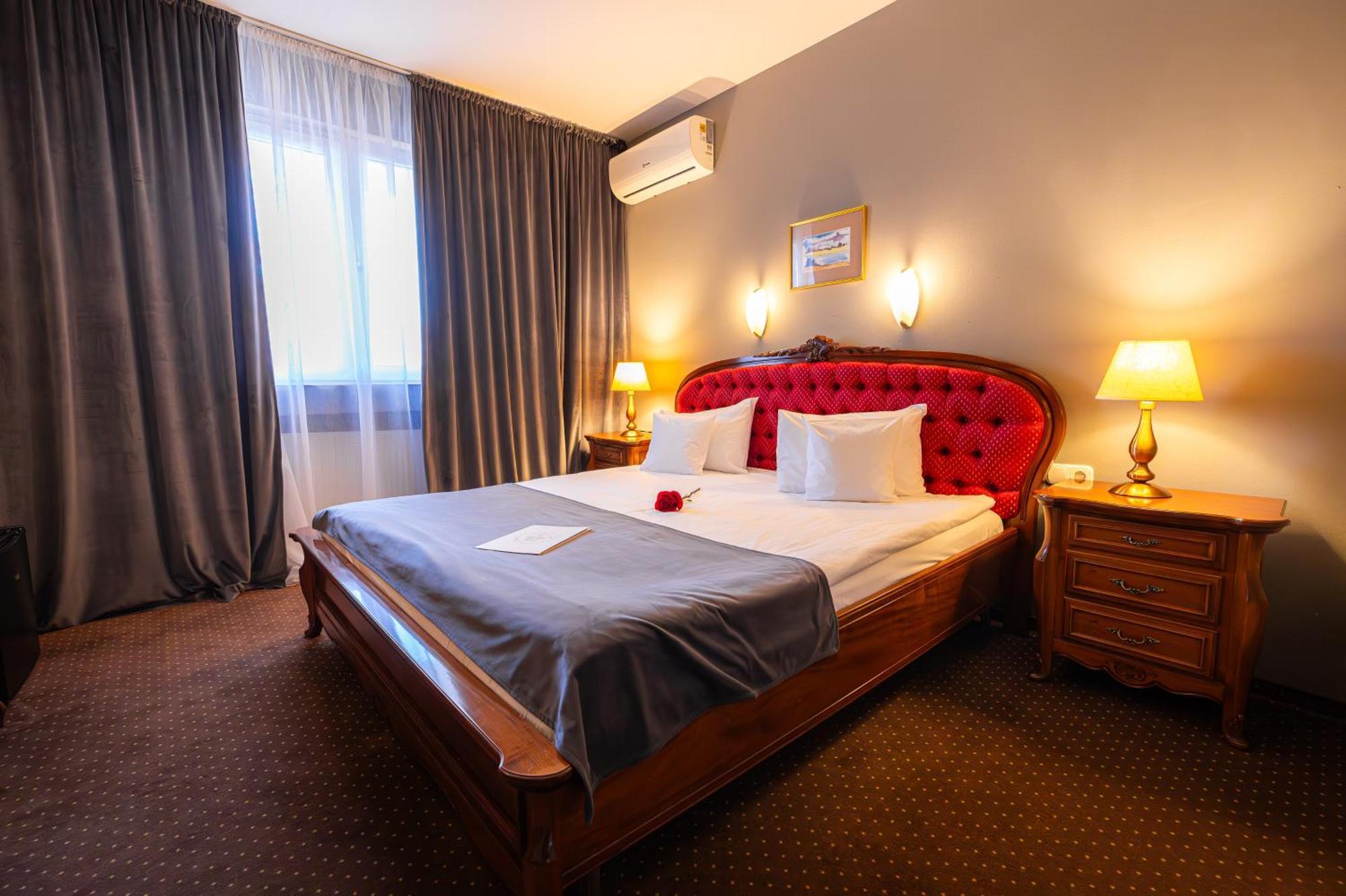 Hotel Brilliant Meses Zalău Exteriér fotografie