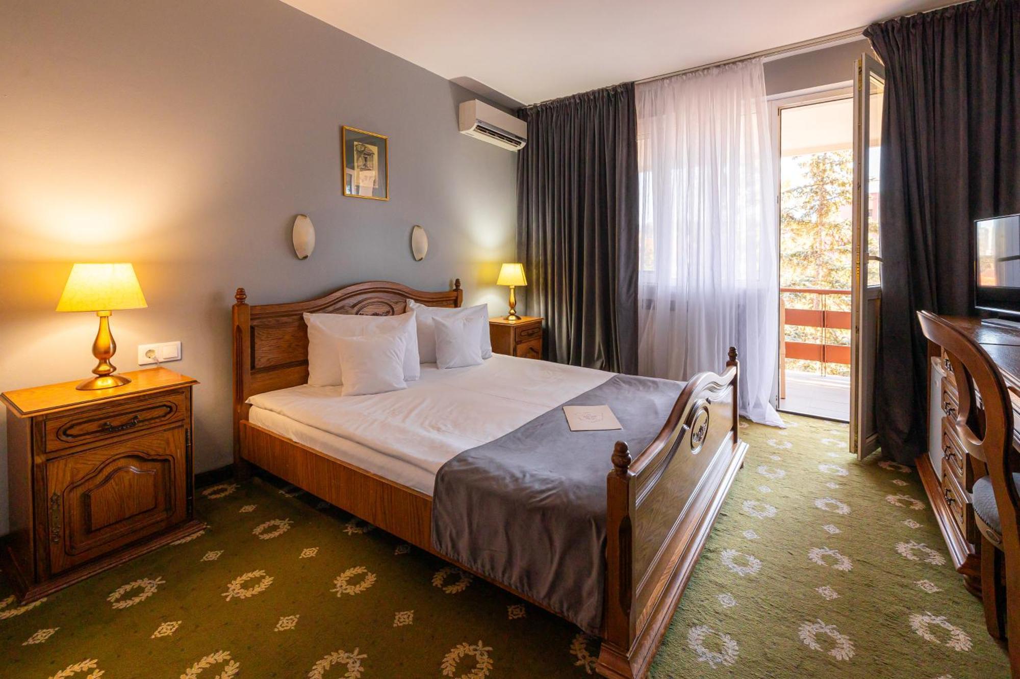 Hotel Brilliant Meses Zalău Exteriér fotografie